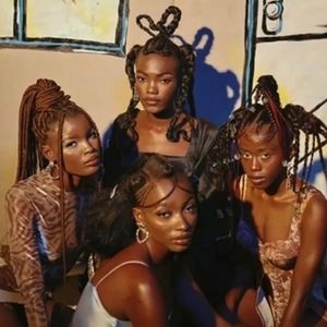 Meet your Posher, Jeraldine